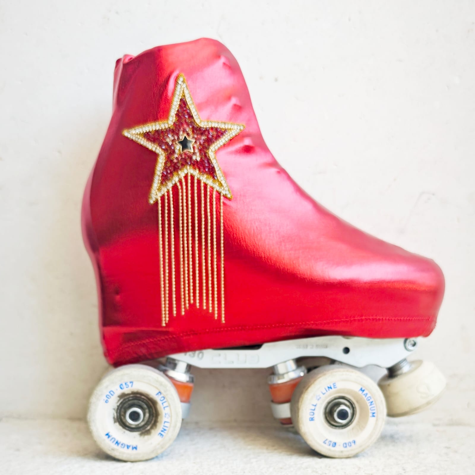 Rojo brillante estrella roja flecos – Fundas de Patín